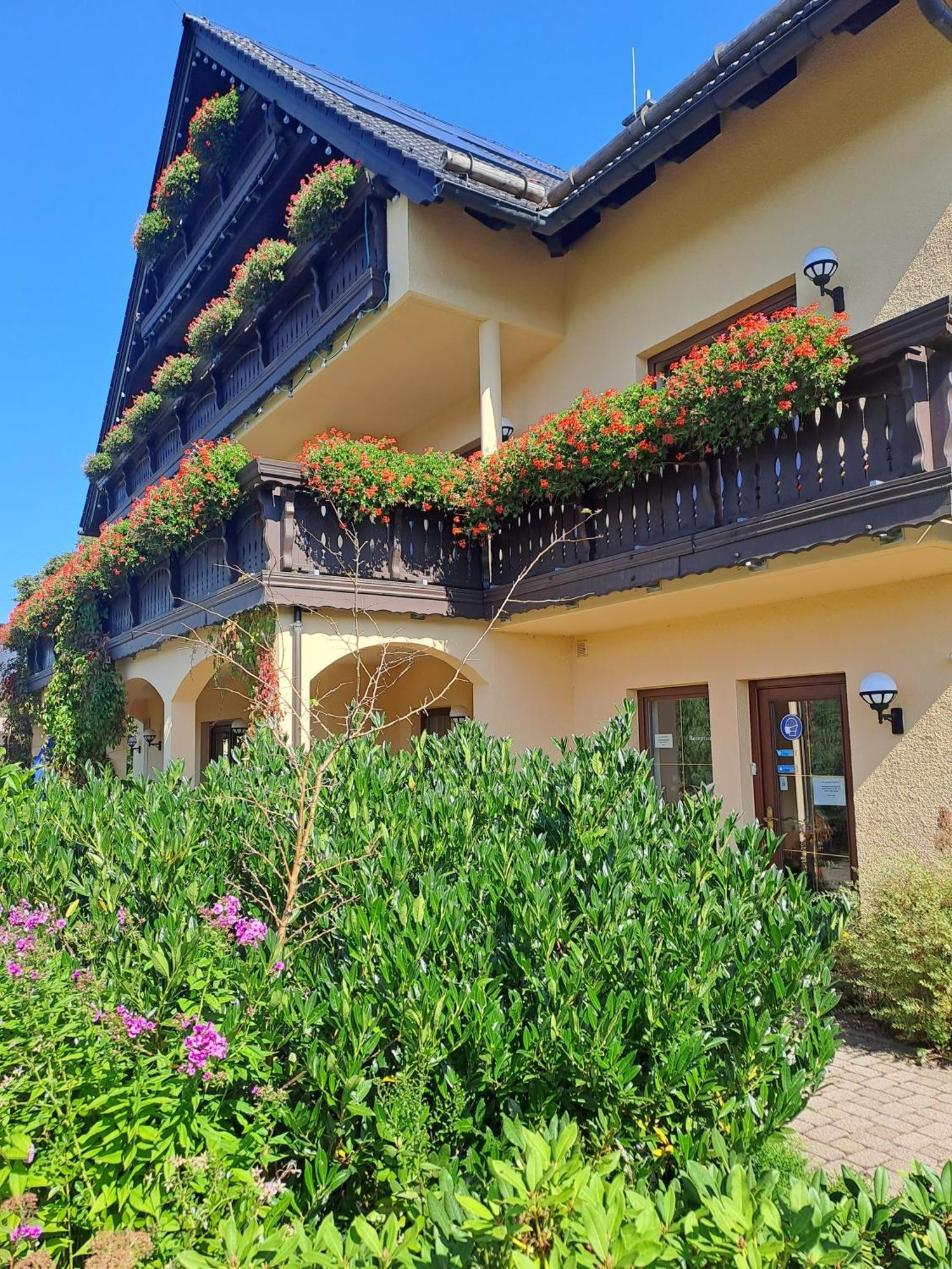 Pension Bergblick Marienberg Kültér fotó